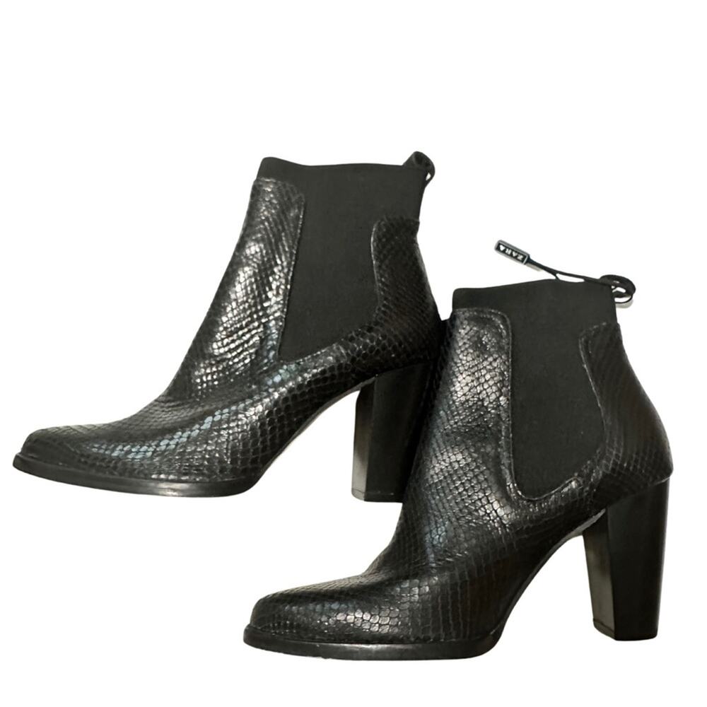 NWT ZARA BLACK SNAKE SKIN ANKLE BOOTS